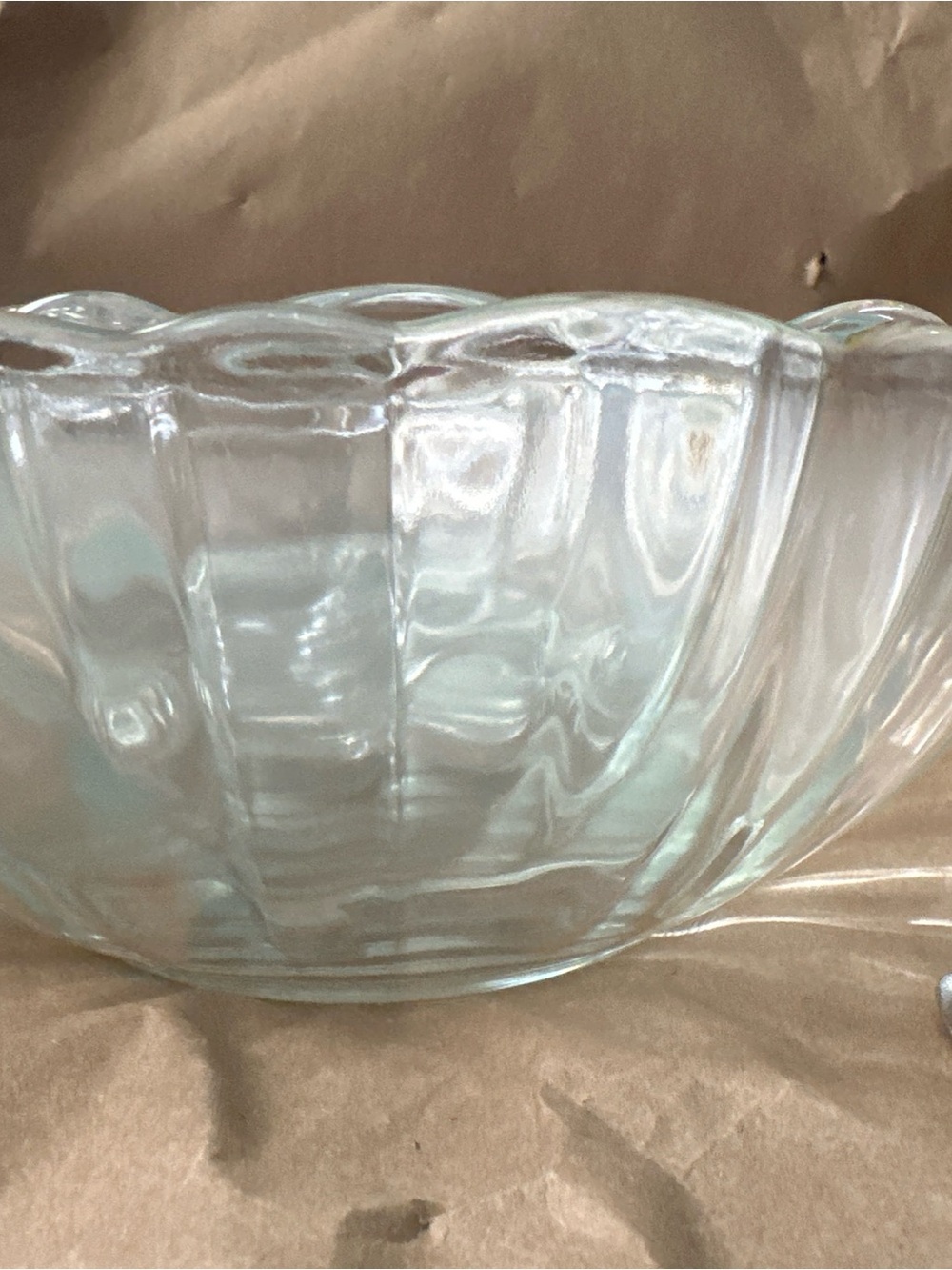 Set Of 6 Arcoíris Francés Nested Clear Glass Bowls with Scalloped Edges - Picture 6 of 6